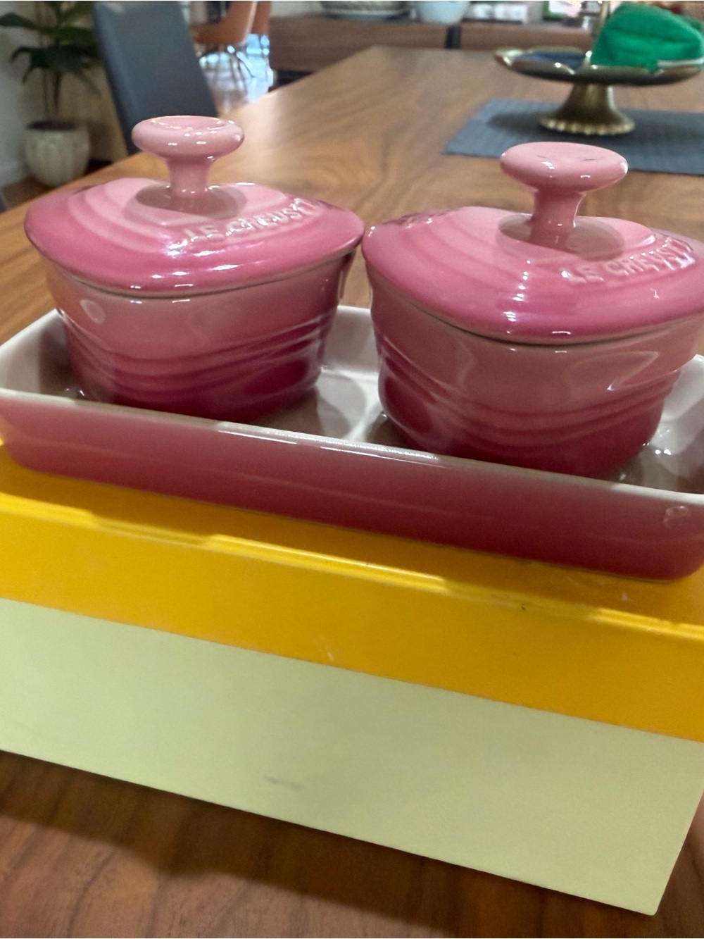 Le Creuset Pink Heart Ramekin Duo with Tray